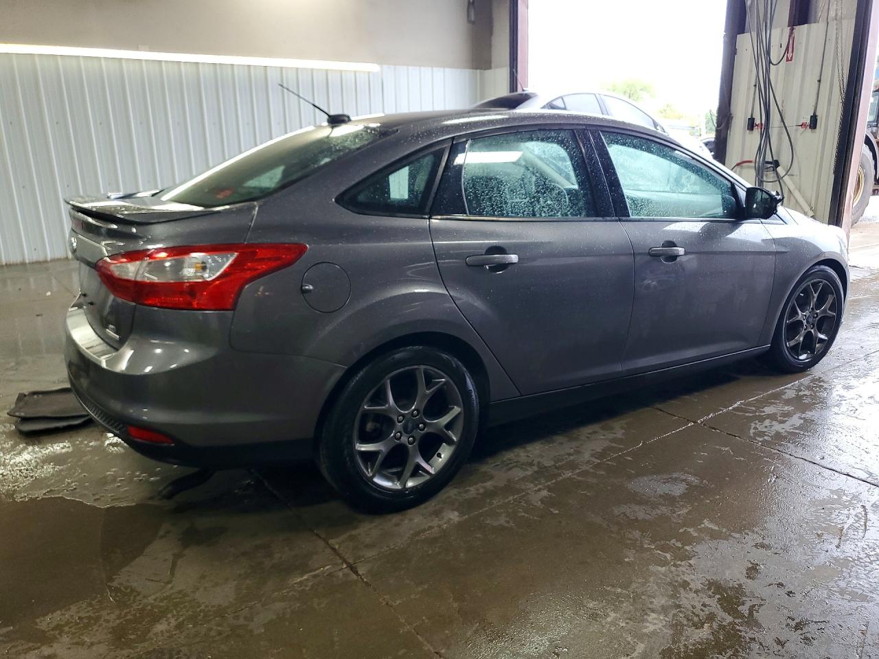 2013 FORD FOCUS SE photo 5
