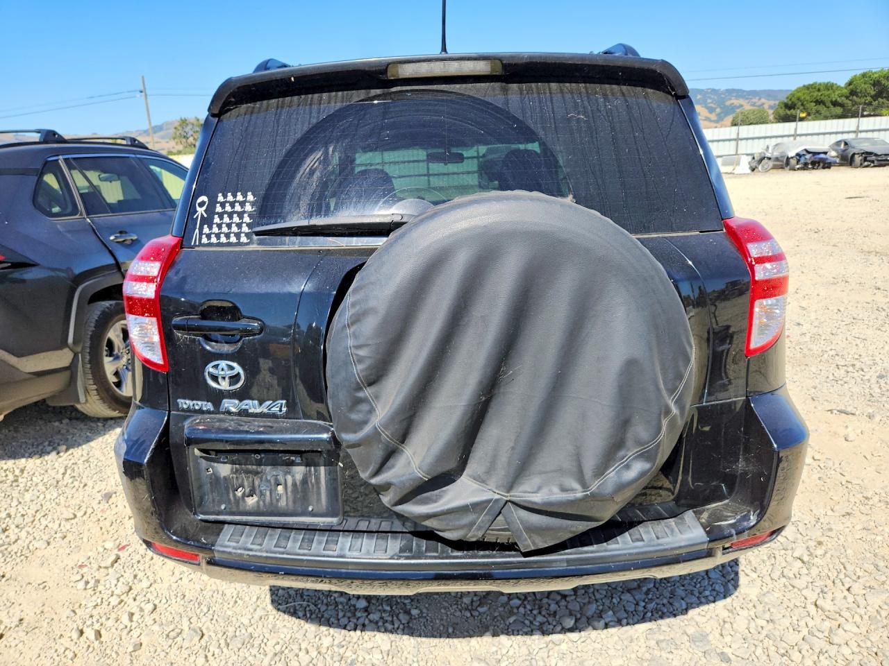 2010 TOYOTA RAV4 BASE photo 11