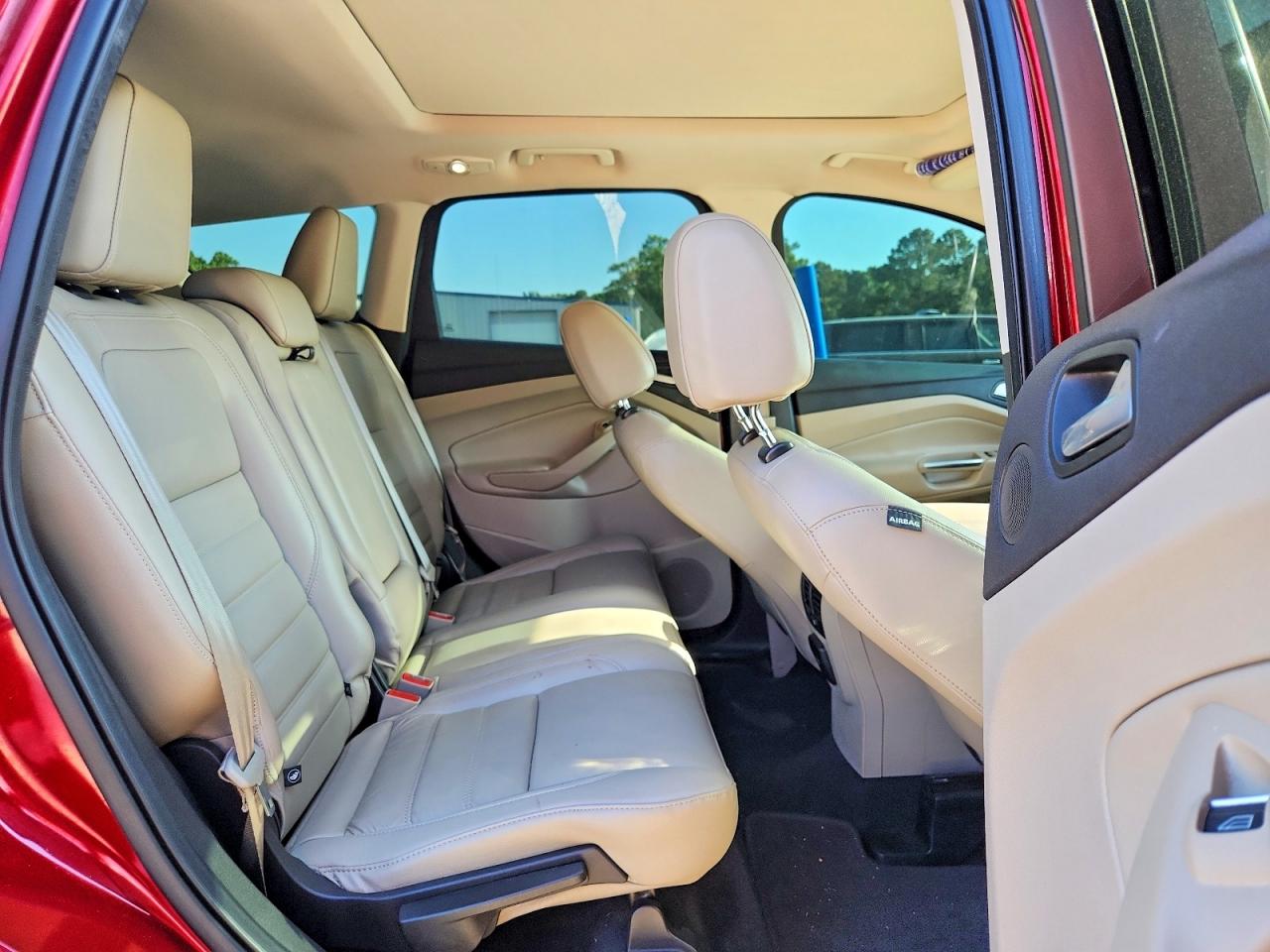 2017 FORD ESCAPE TITANIUM photo 31