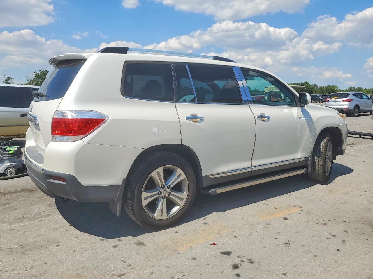 2013 TOYOTA HIGHLANDER LIMITED photo 5