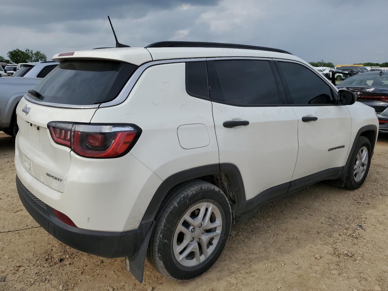 2019 JEEP COMPASS SPORT photo 3
