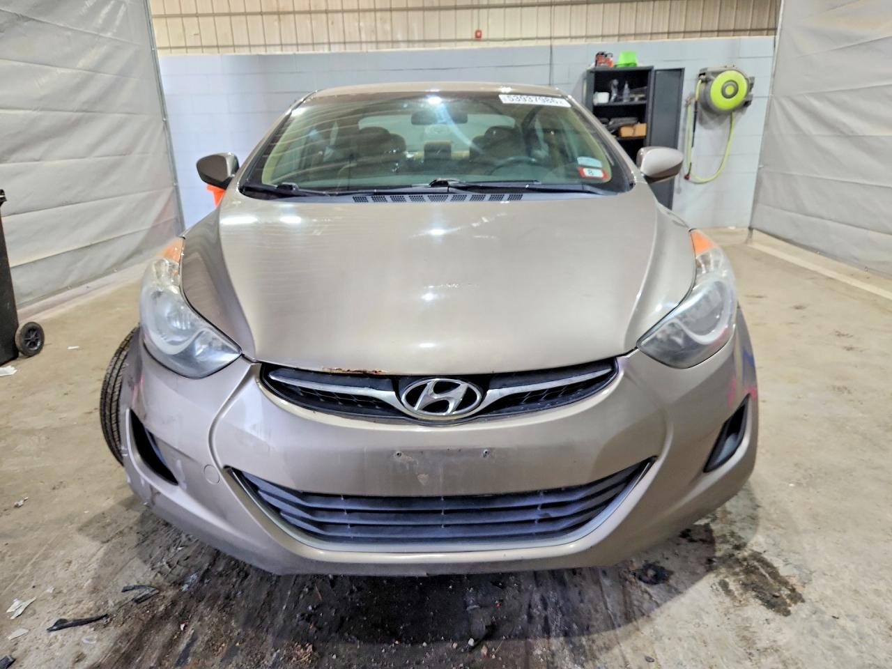 2013 HYUNDAI ELANTRA GLS photo 9