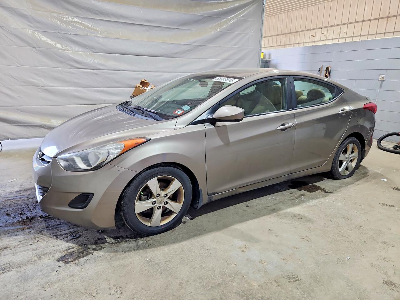 2013 HYUNDAI ELANTRA