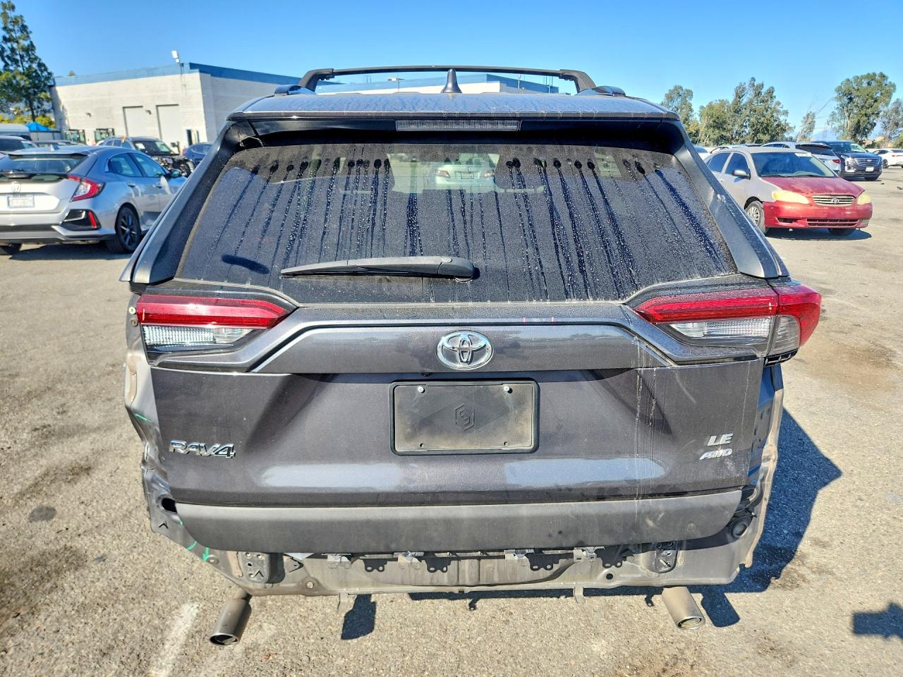 2019 TOYOTA RAV4 LE photo 11