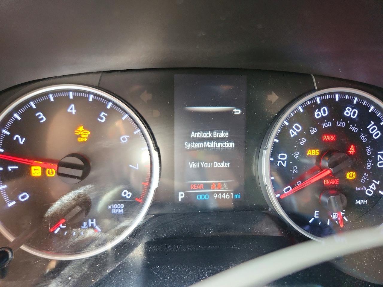2019 TOYOTA RAV4 LE photo 17