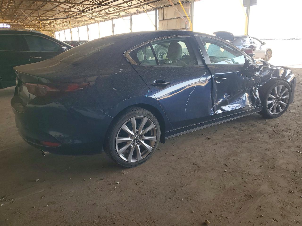 2019 MAZDA 3 SELECT photo 5