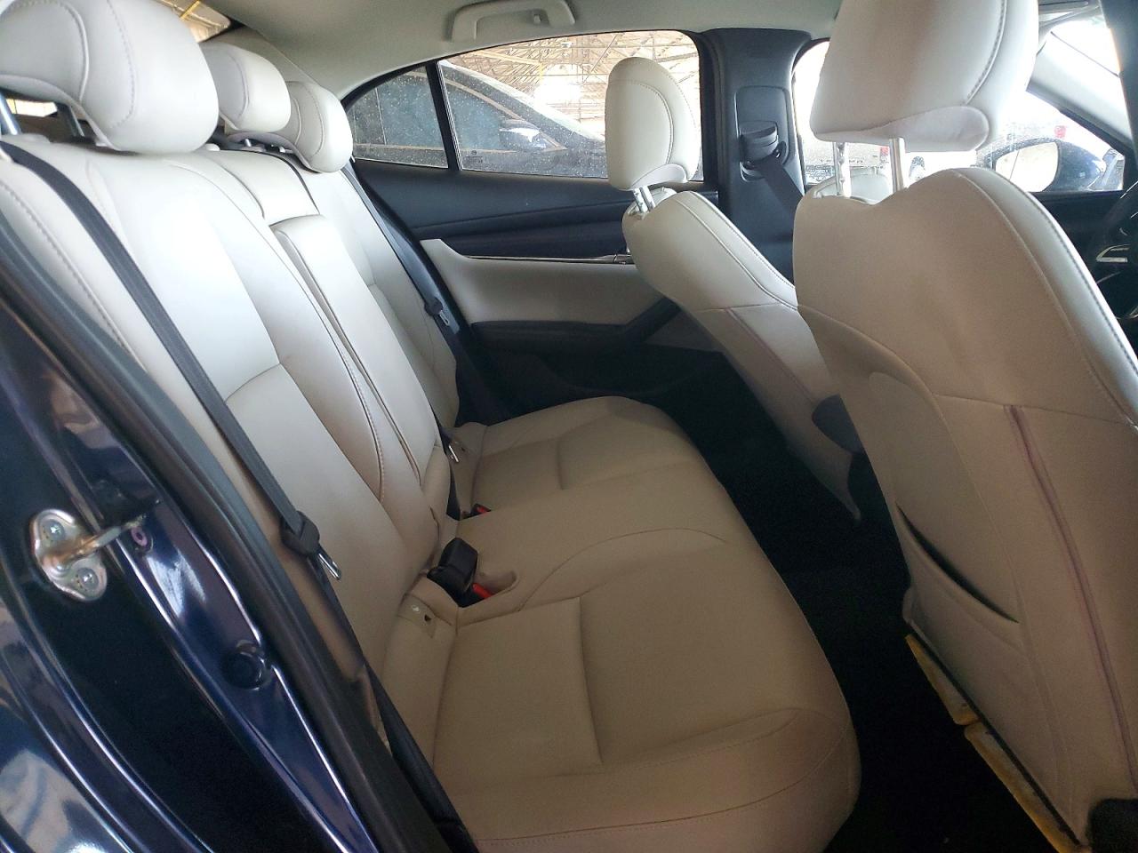 2019 MAZDA 3 SELECT photo 19