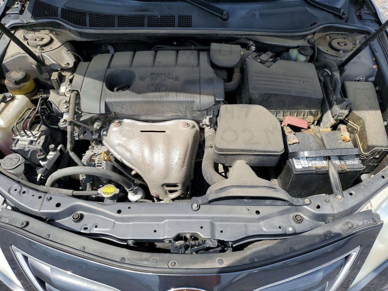 2011 TOYOTA CAMRY LE photo 11