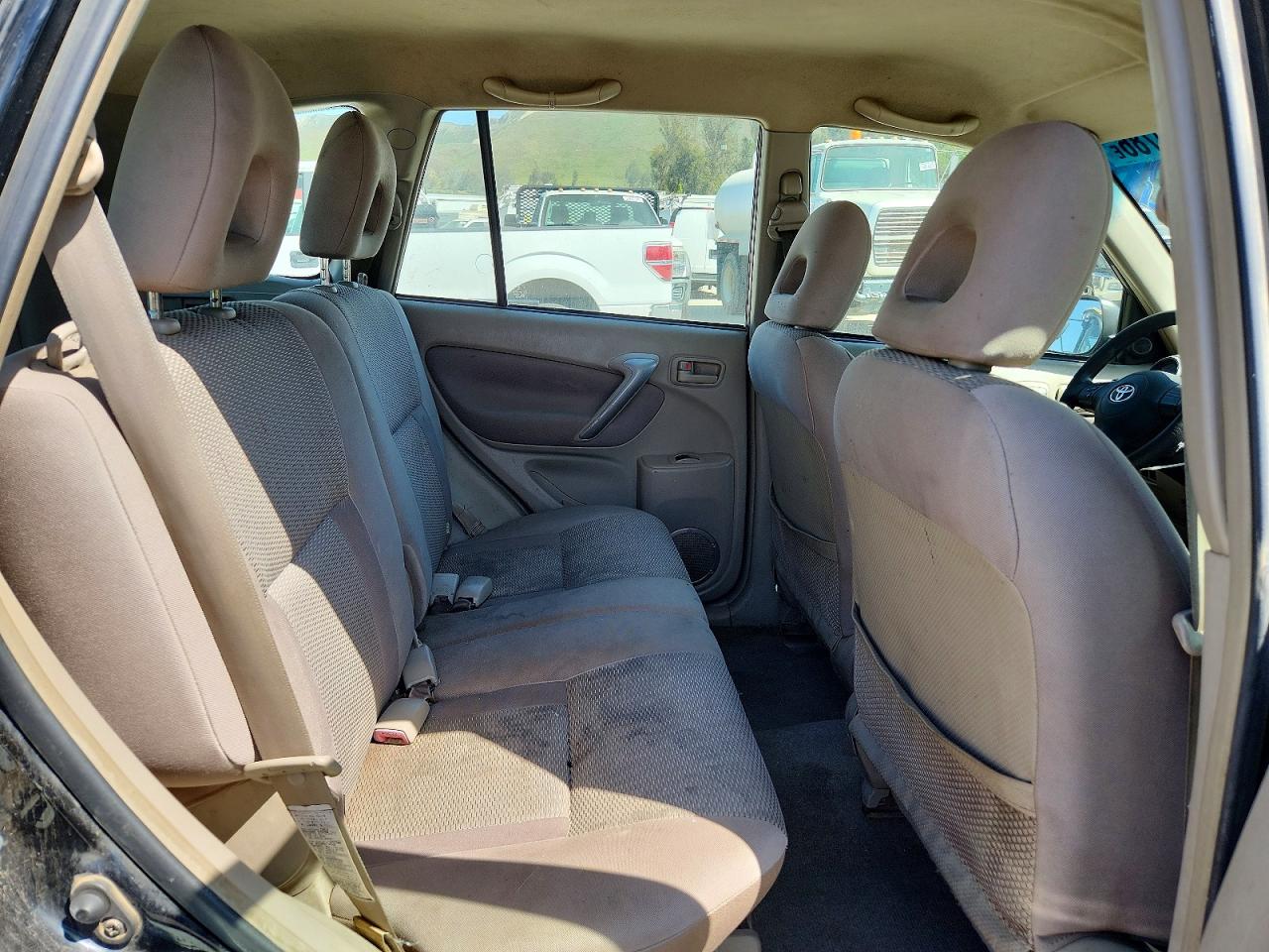 2005 TOYOTA RAV4 BASE photo 31