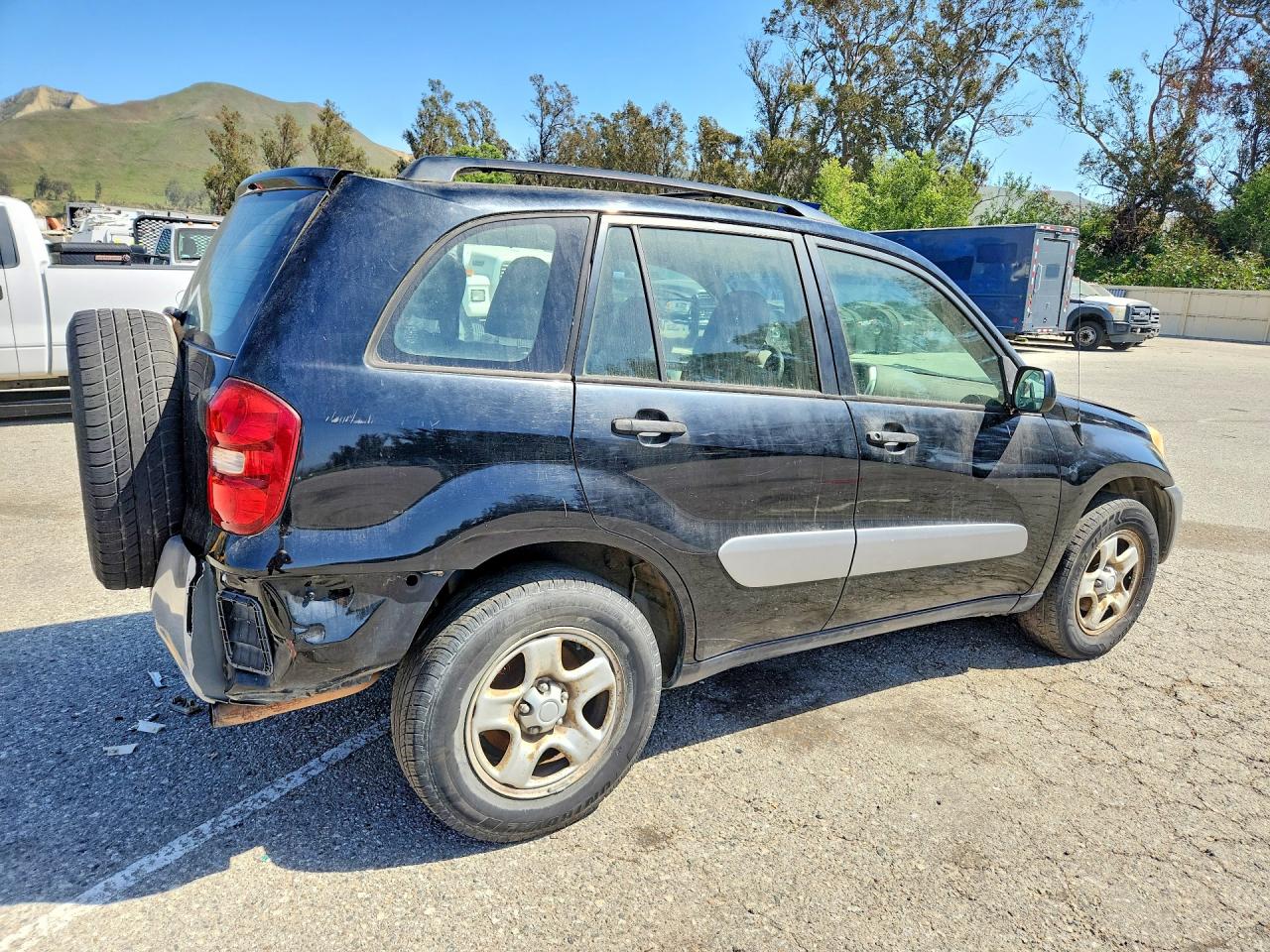 2005 TOYOTA RAV4 BASE photo 7