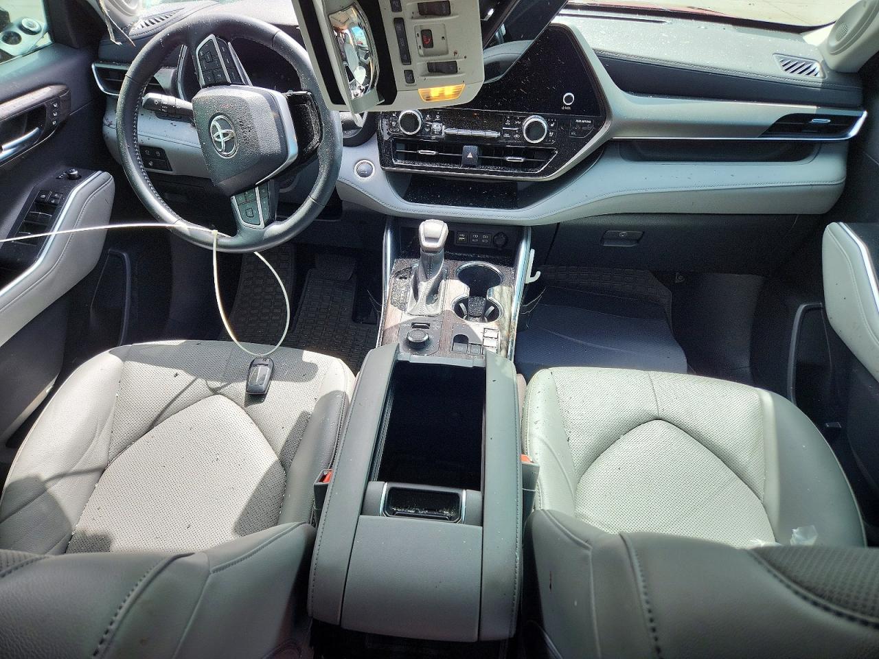 2024 TOYOTA HIGHLANDER LIMITED photo 8