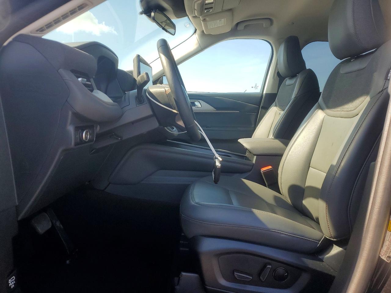 2025 FORD EXPLORER ACTIVE photo 7
