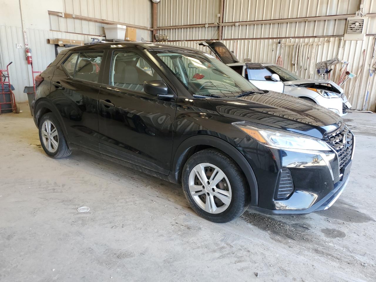 2021 NISSAN KICKS photo 4