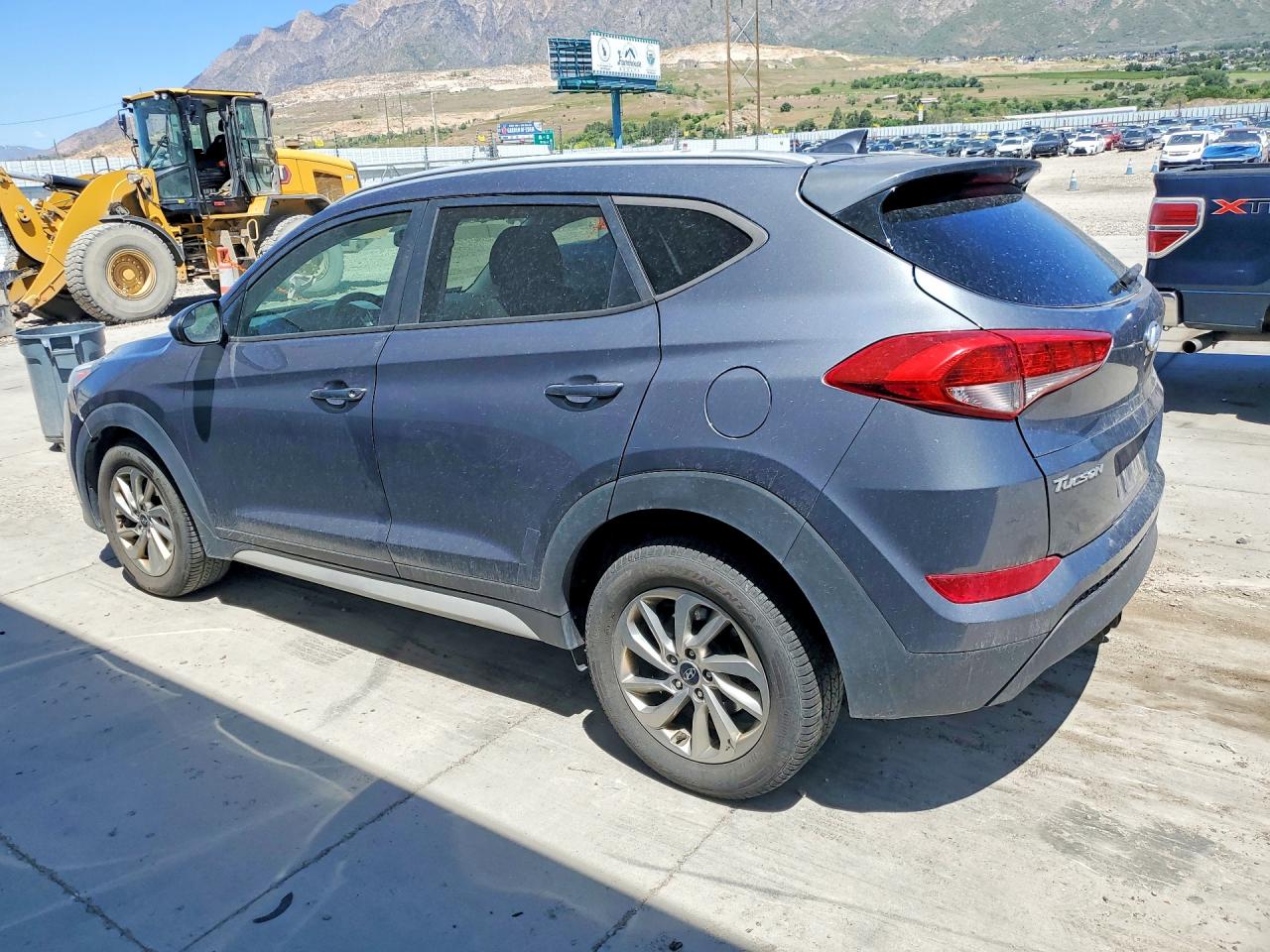 2018 HYUNDAI TUCSON SEL photo 3