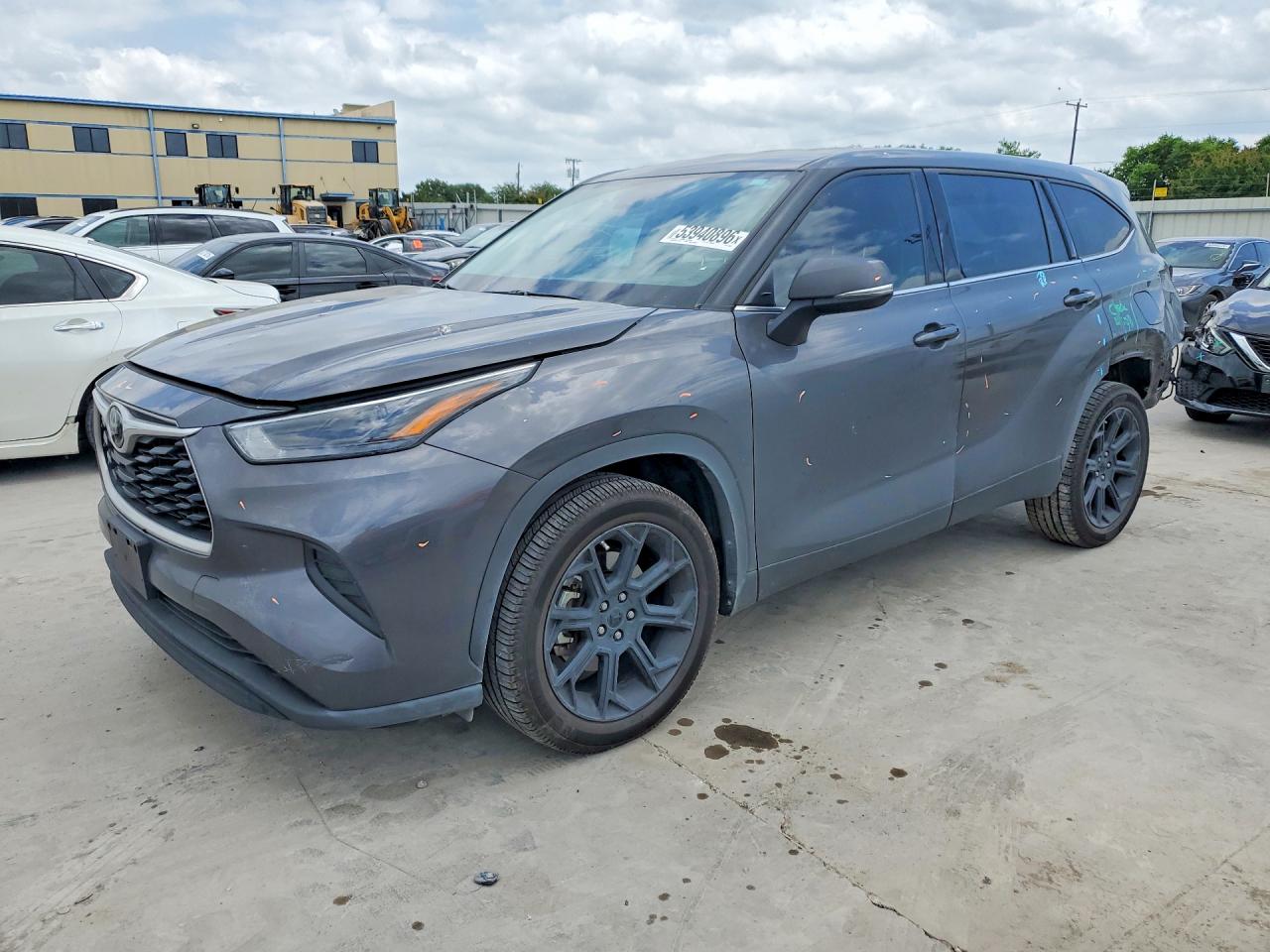 2022 TOYOTA HIGHLANDER