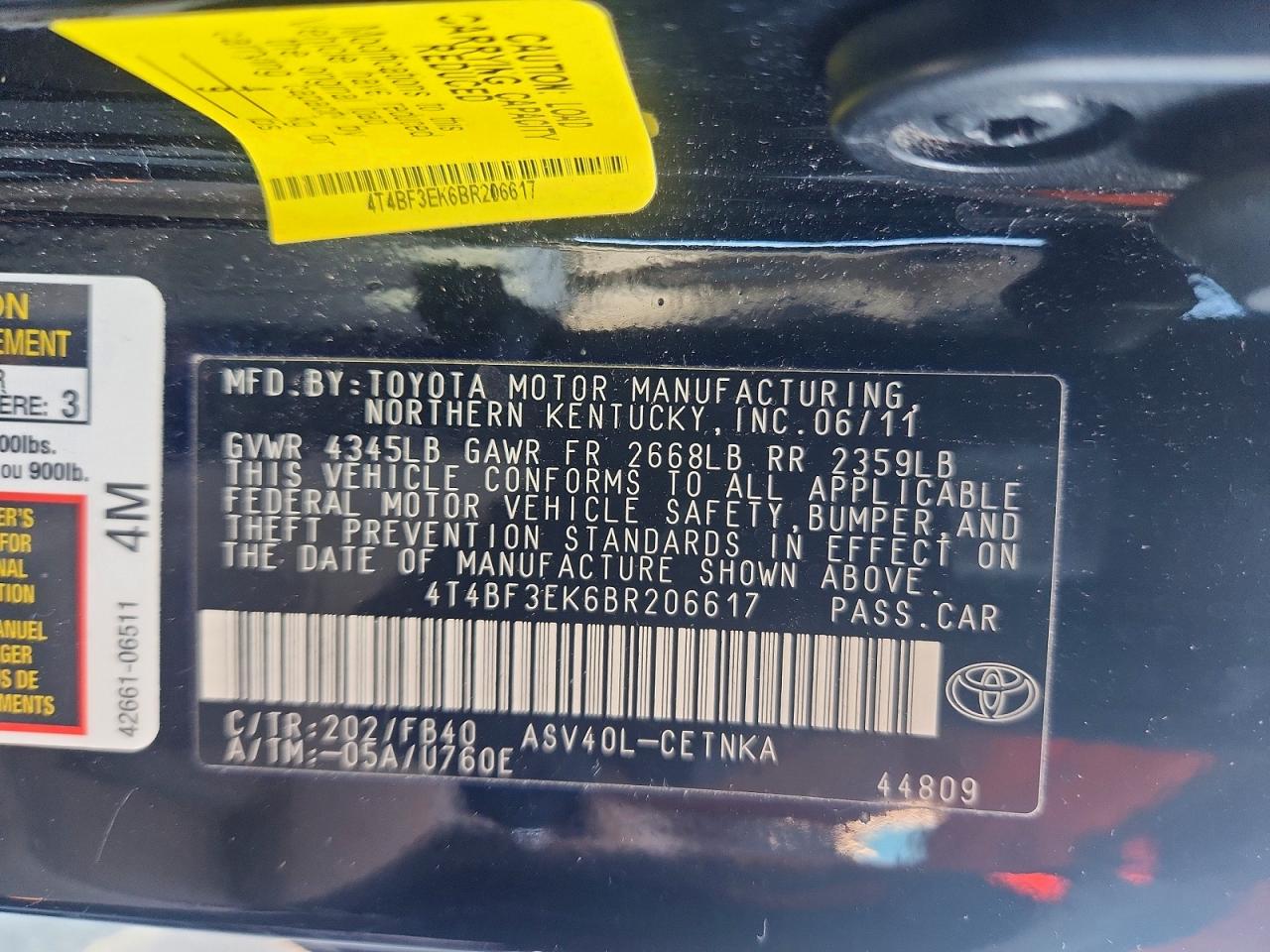 2011 TOYOTA CAMRY LE photo 34