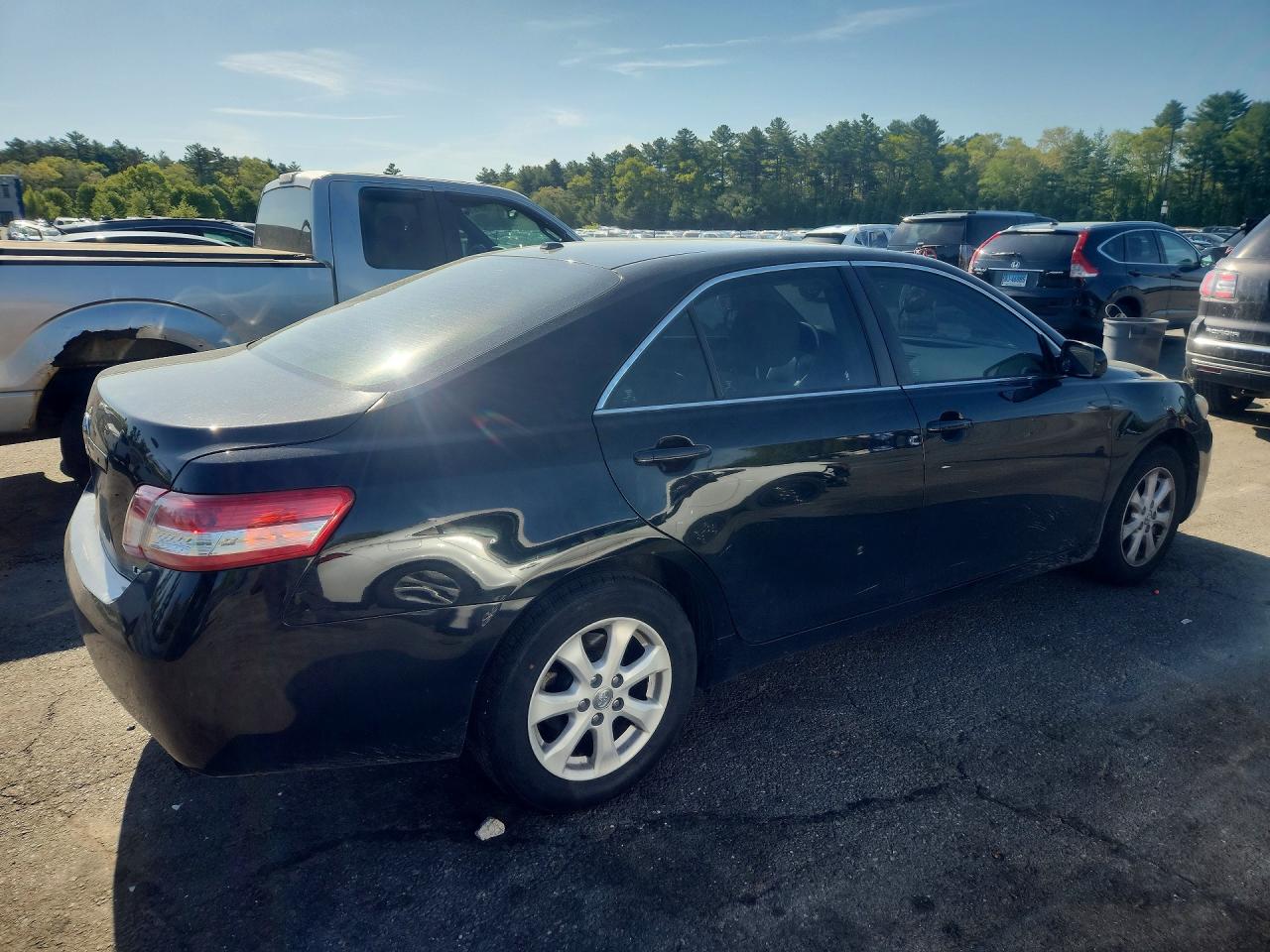2011 TOYOTA CAMRY LE photo 7