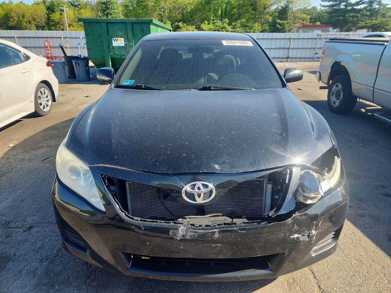 2011 TOYOTA CAMRY LE photo 13