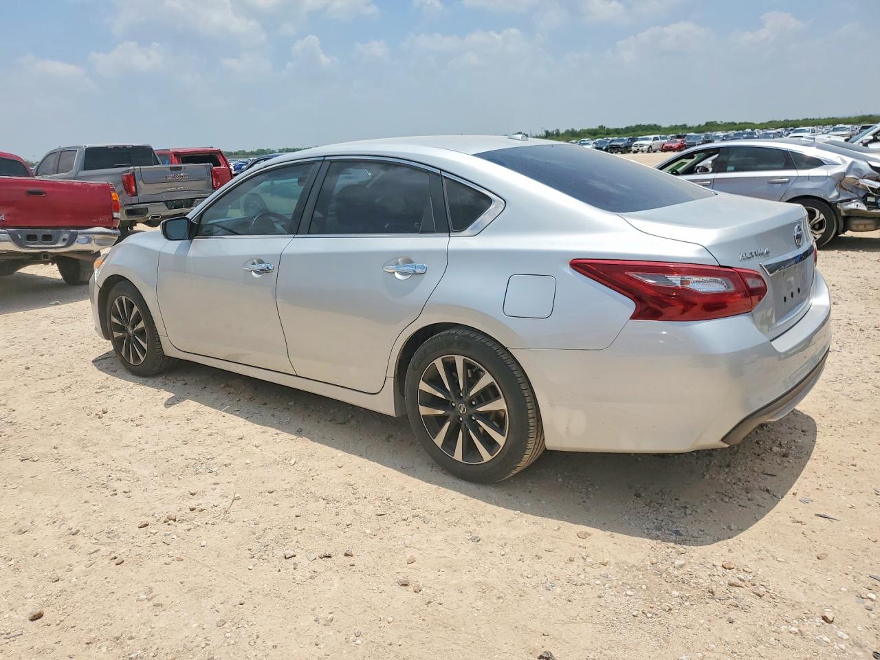 2018 NISSAN ALTIMA 2.5 SV photo 3