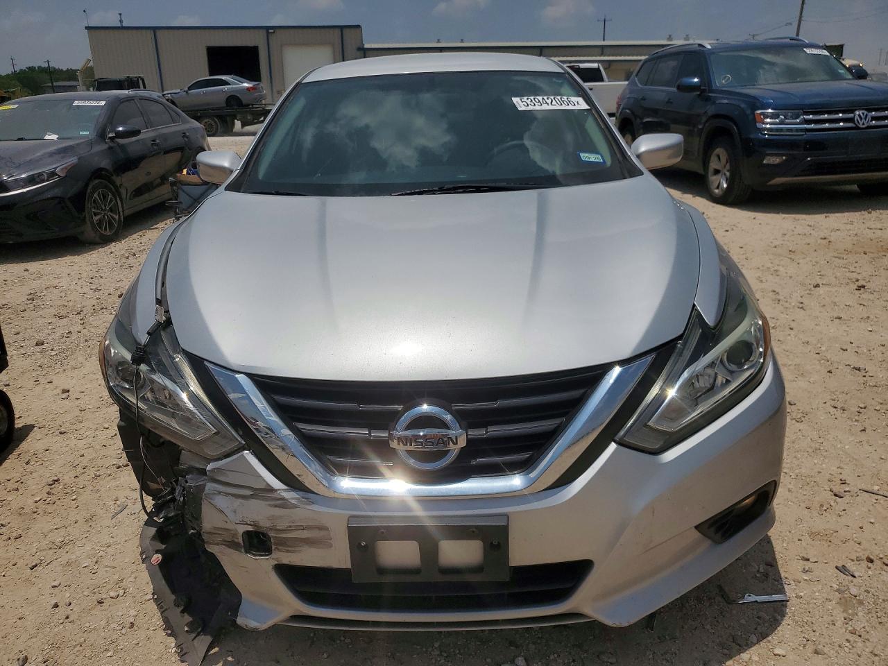 2018 NISSAN ALTIMA 2.5 SV photo 9