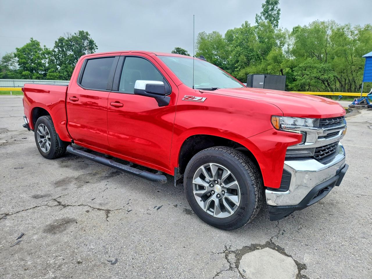 2021 CHEVROLET SILVERADO K1500 LT photo 4