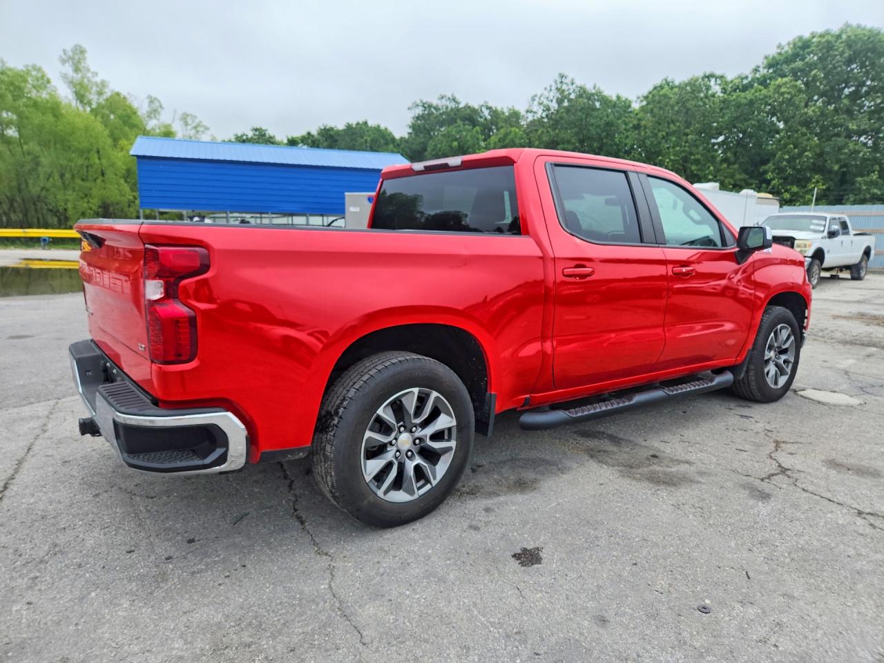 2021 CHEVROLET SILVERADO K1500 LT photo 3