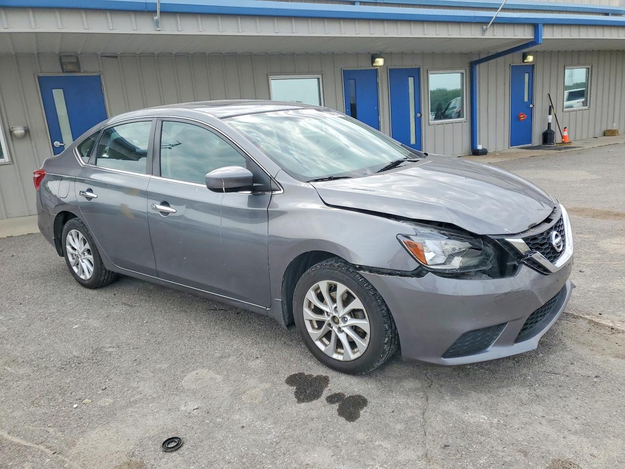 2017 NISSAN SENTRA SV photo 4