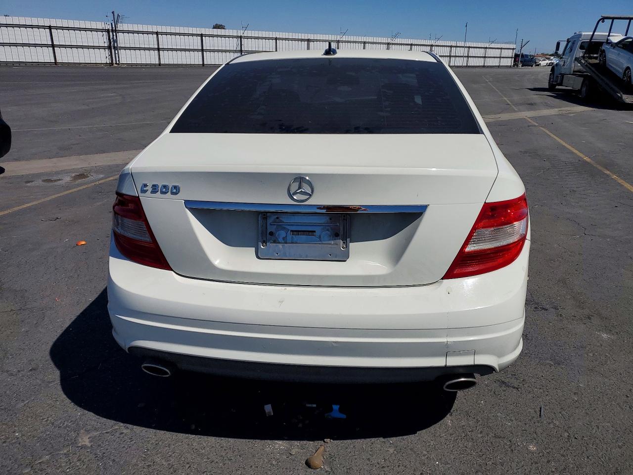 2011 MERCEDES-BENZ C 300 photo 11