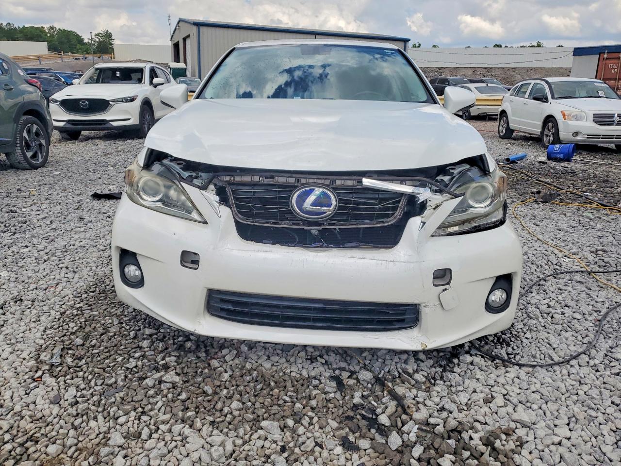 2012 LEXUS CT 200 photo 9