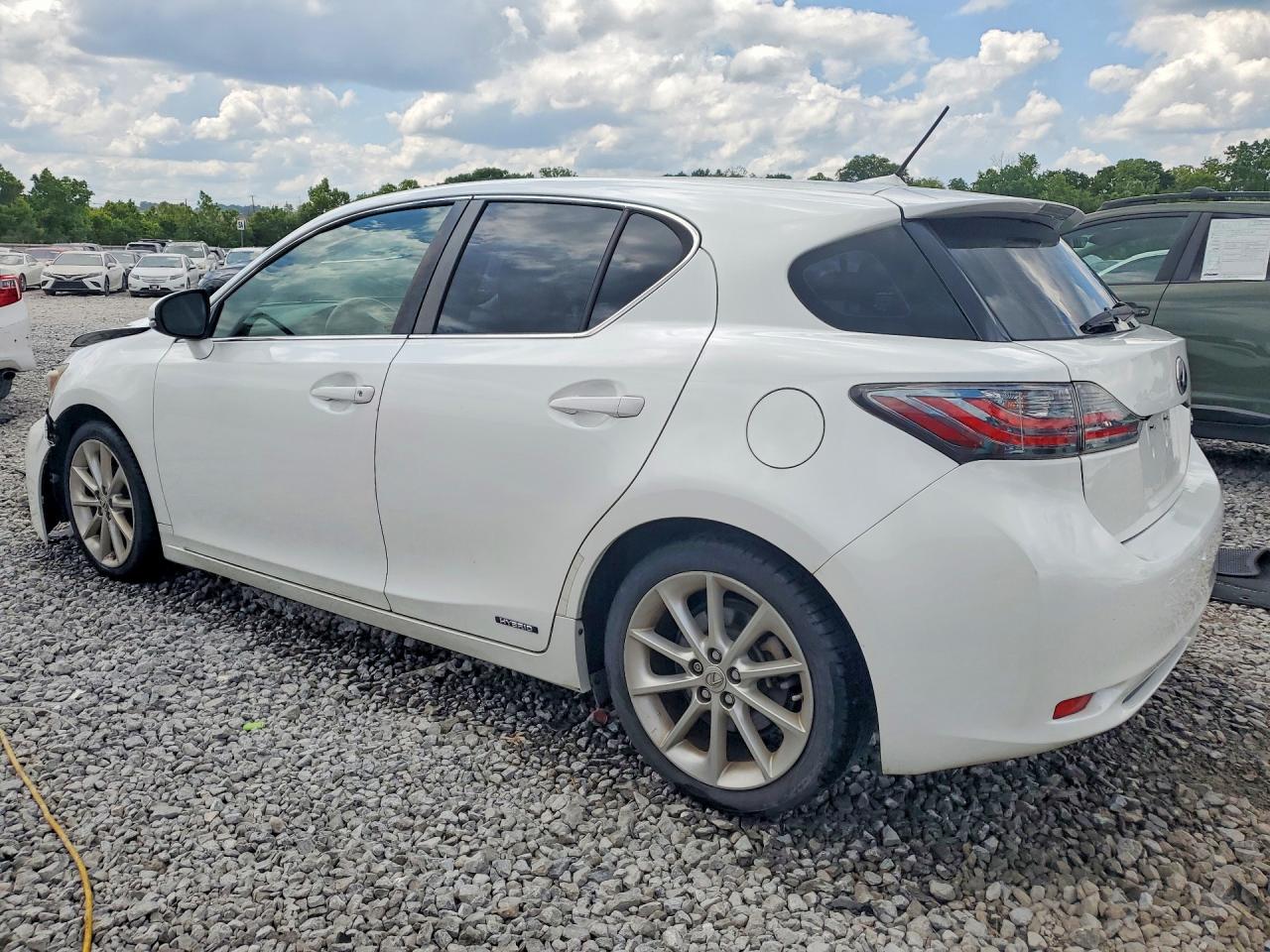 2012 LEXUS CT 200 photo 3