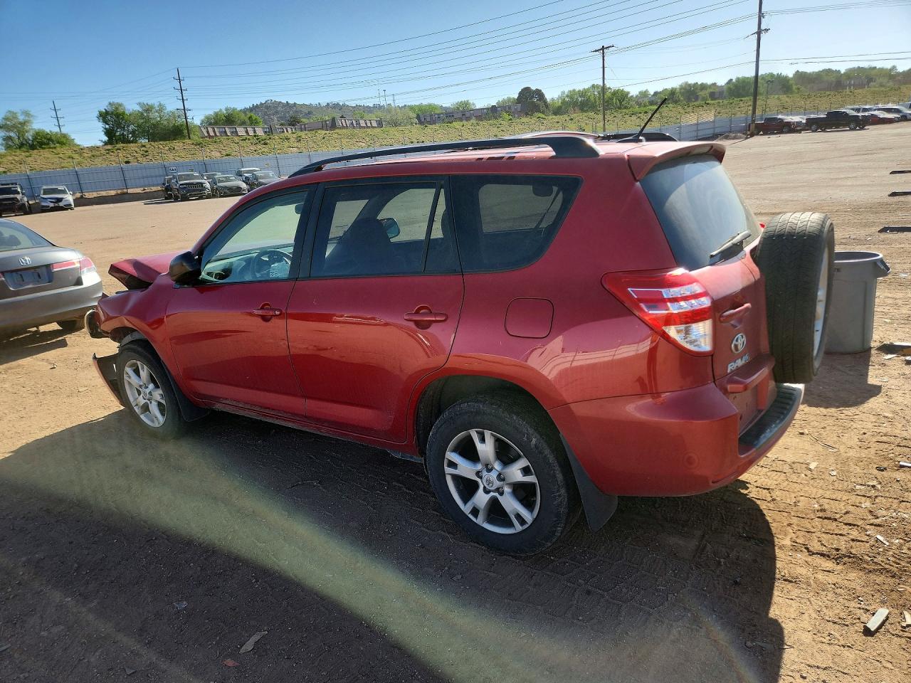 2011 TOYOTA RAV4 BASE photo 4