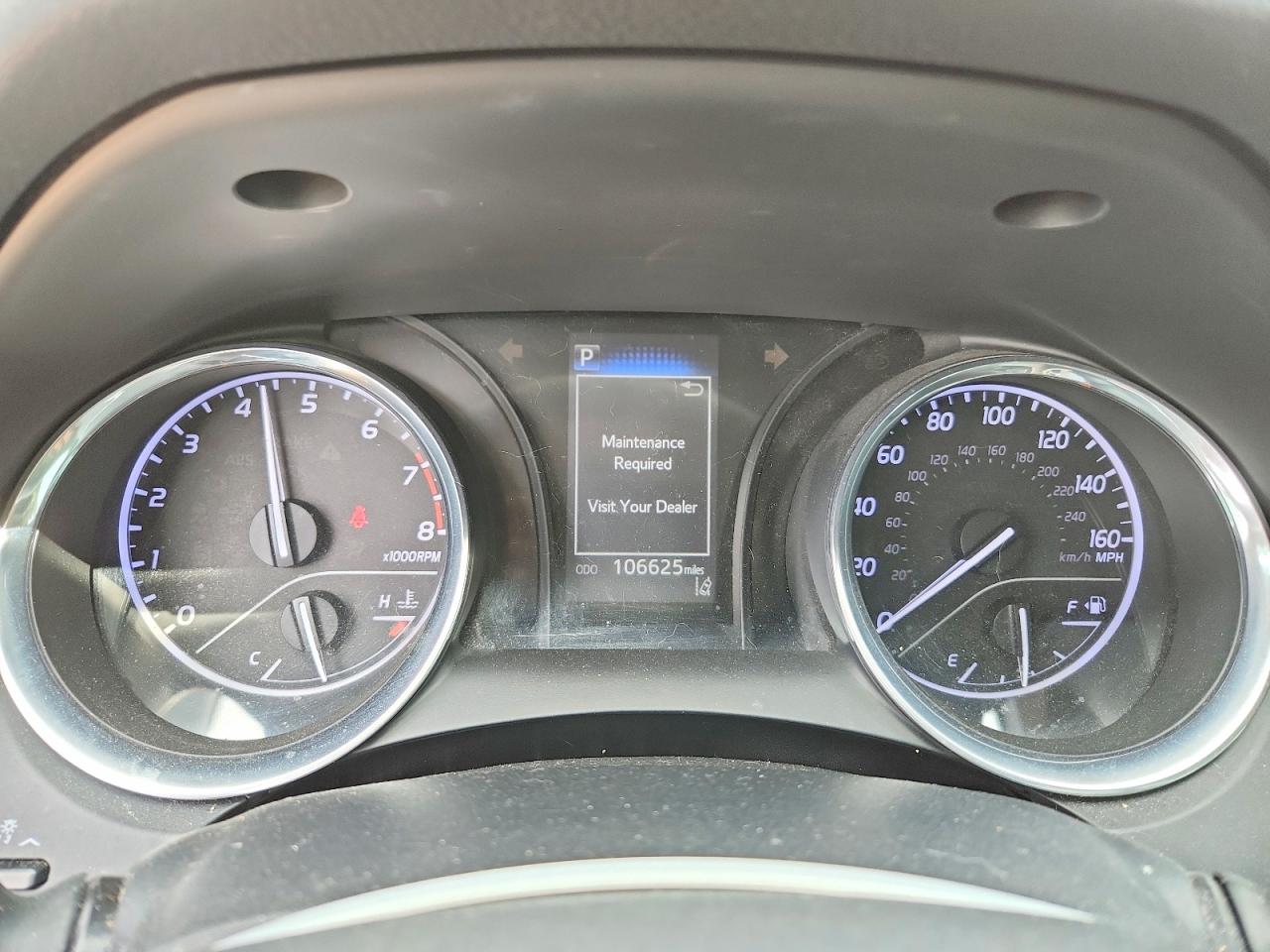 2020 TOYOTA CAMRY LE photo 9