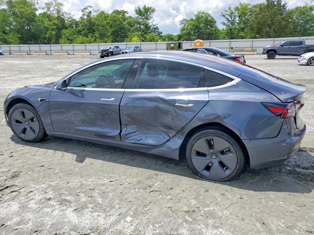 2018 TESLA MODEL 3 photo 2