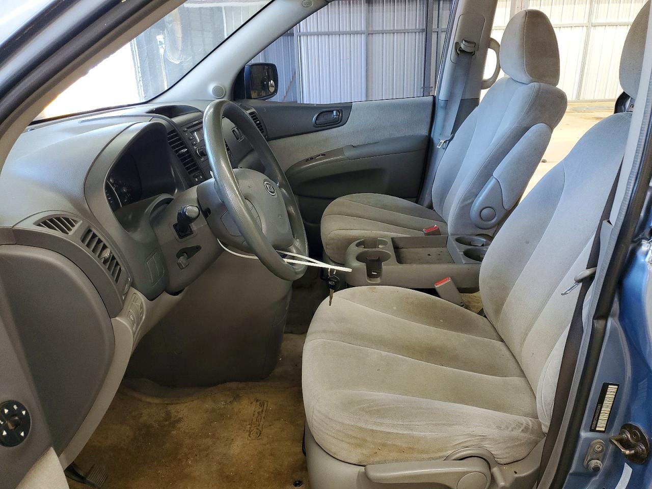 2006 KIA SEDONA LX photo 13