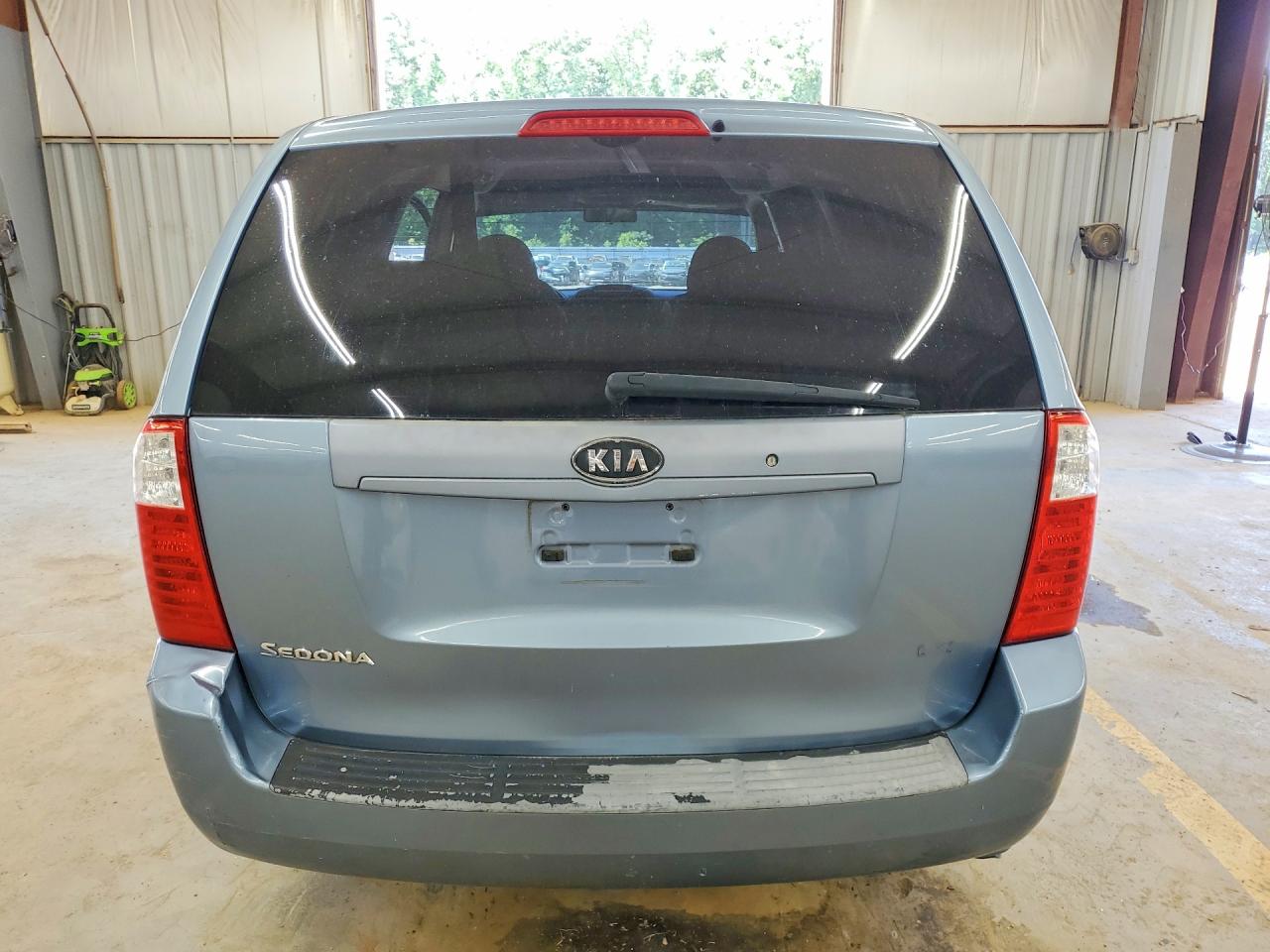 2006 KIA SEDONA LX photo 11