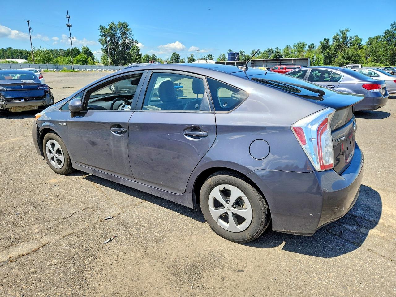 2013 TOYOTA PRIUS FOUR photo 3