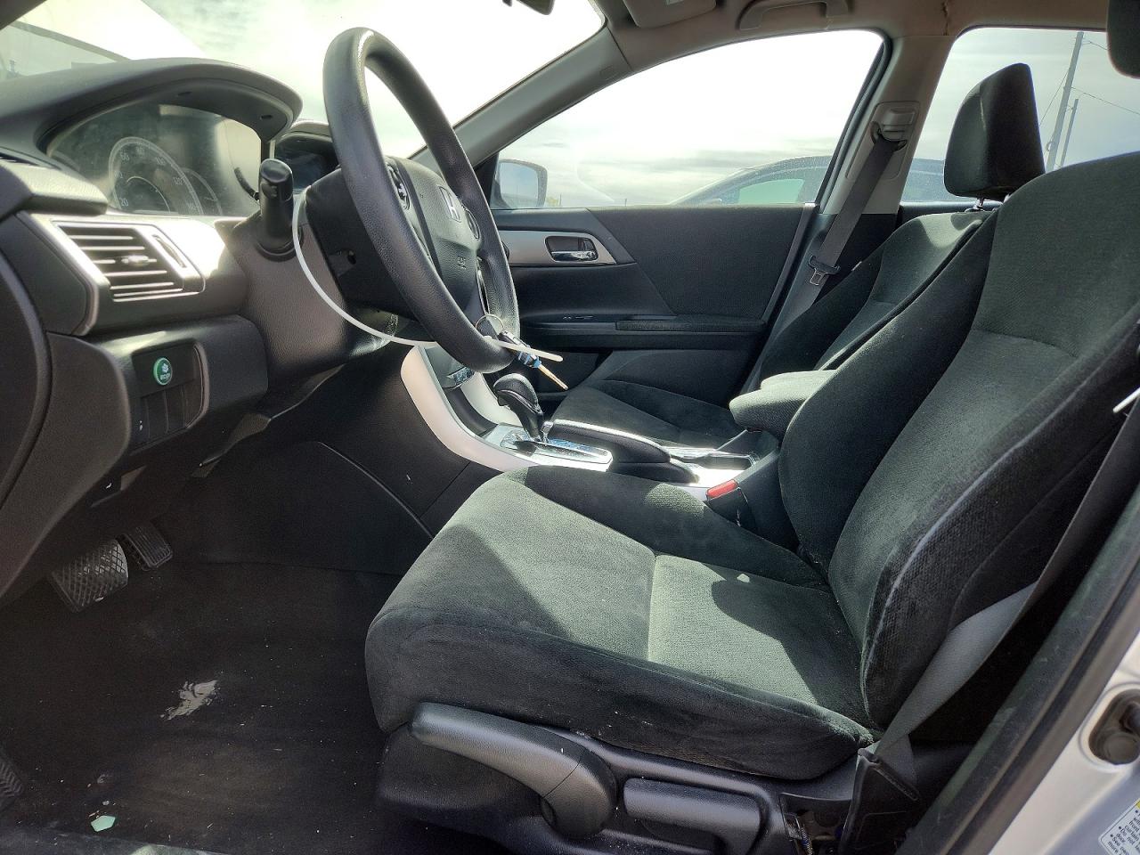 2013 HONDA ACCORD LX photo 13