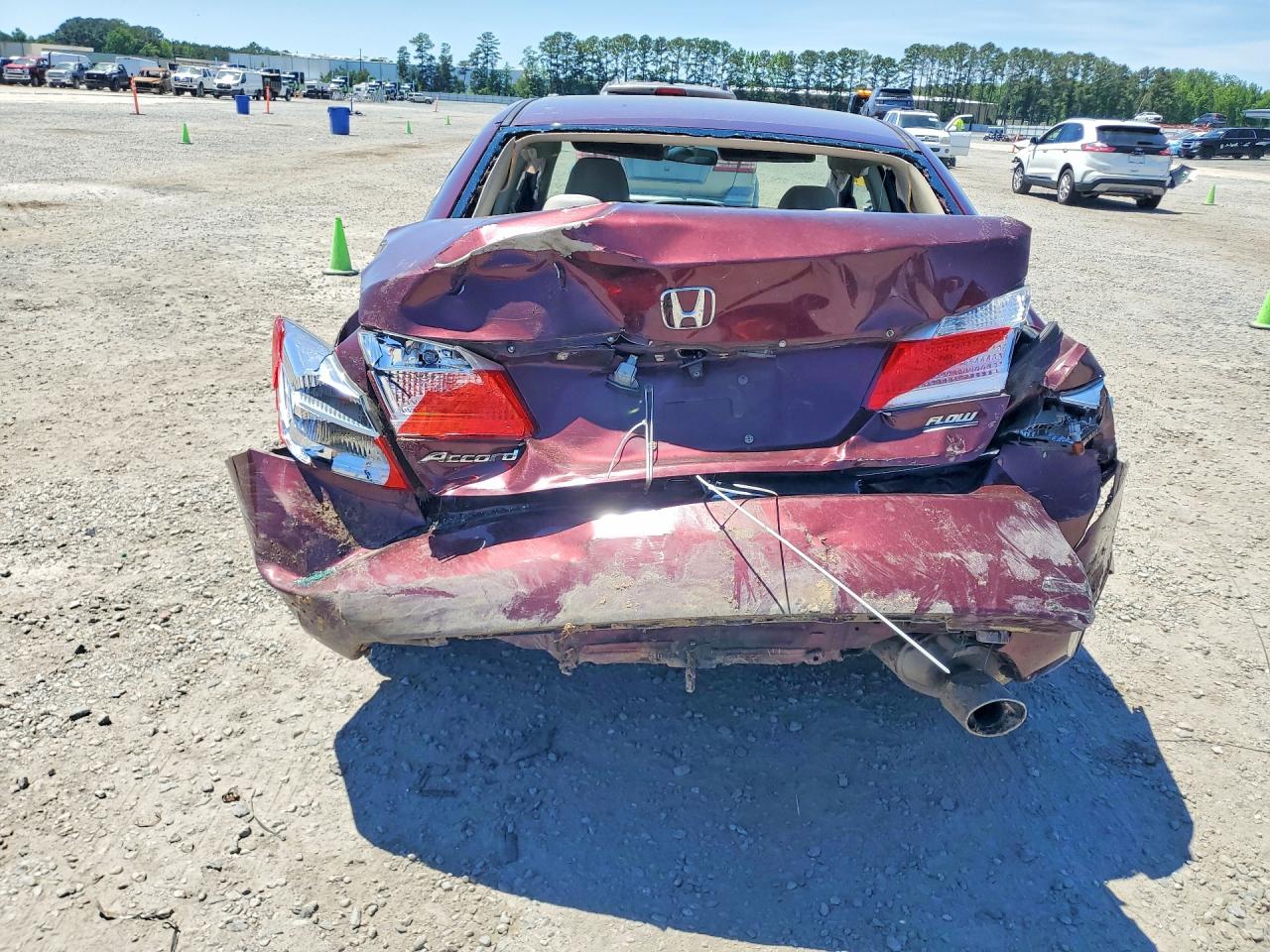 2015 HONDA ACCORD LX photo 16