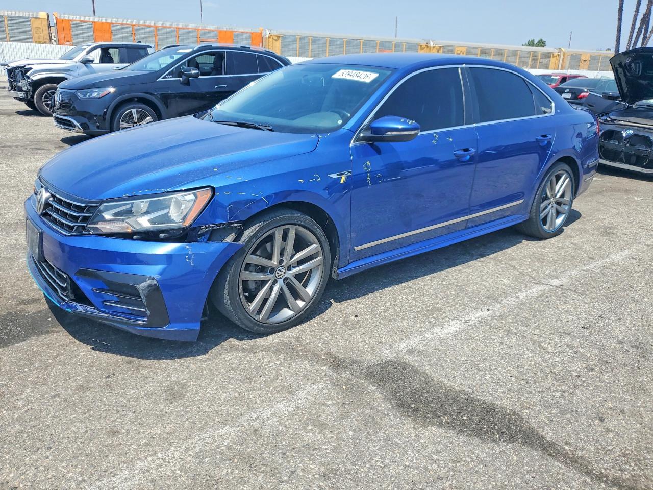 2017 VOLKSWAGEN PASSAT
