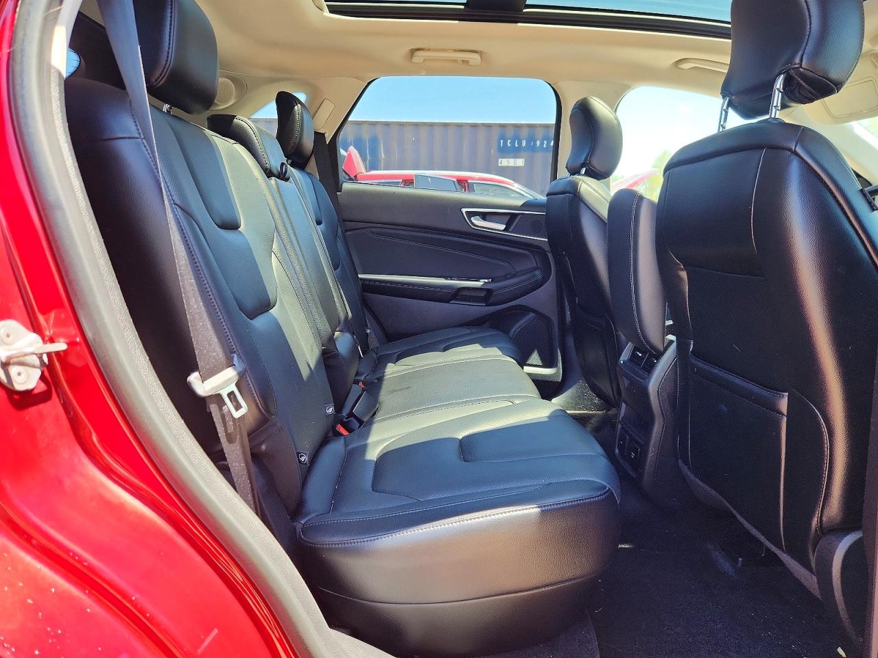 2017 FORD EDGE TITANIUM photo 28