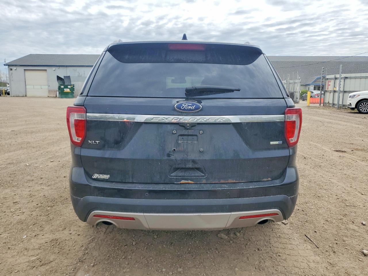 2016 FORD EXPLORER XLT photo 11