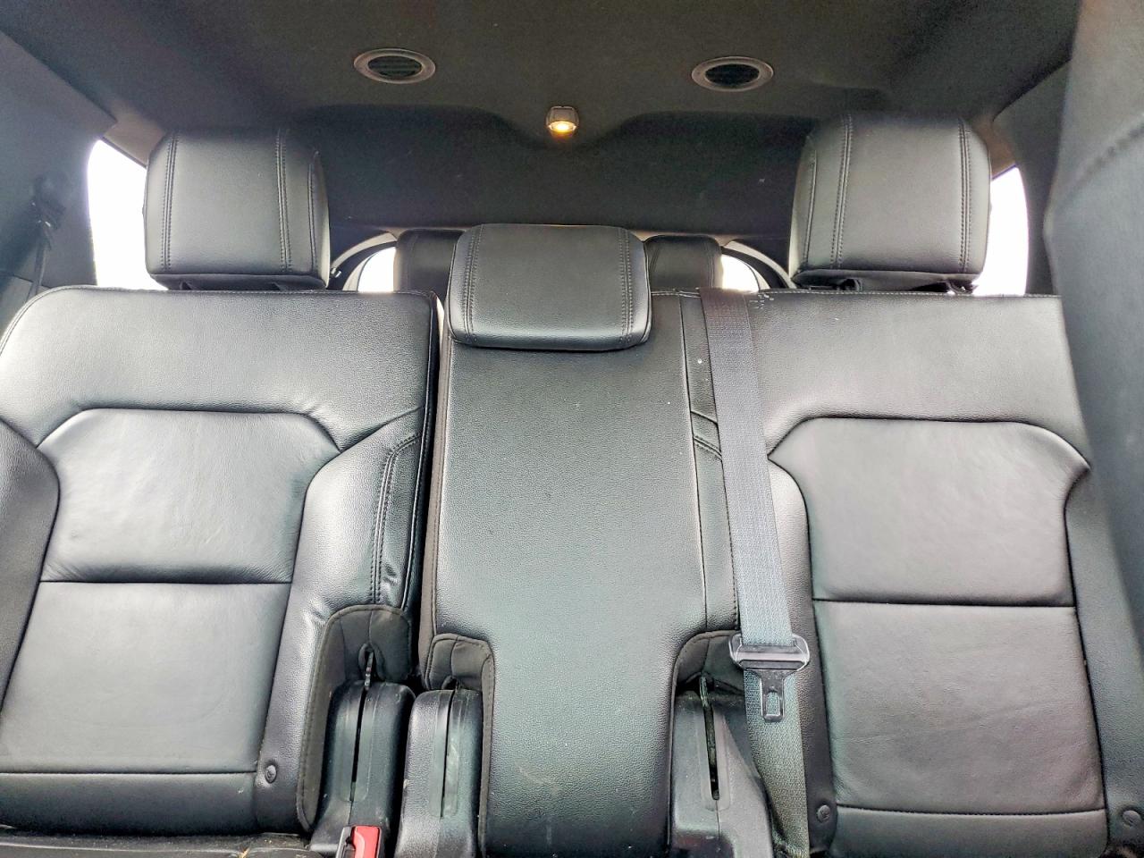 2016 FORD EXPLORER XLT photo 19