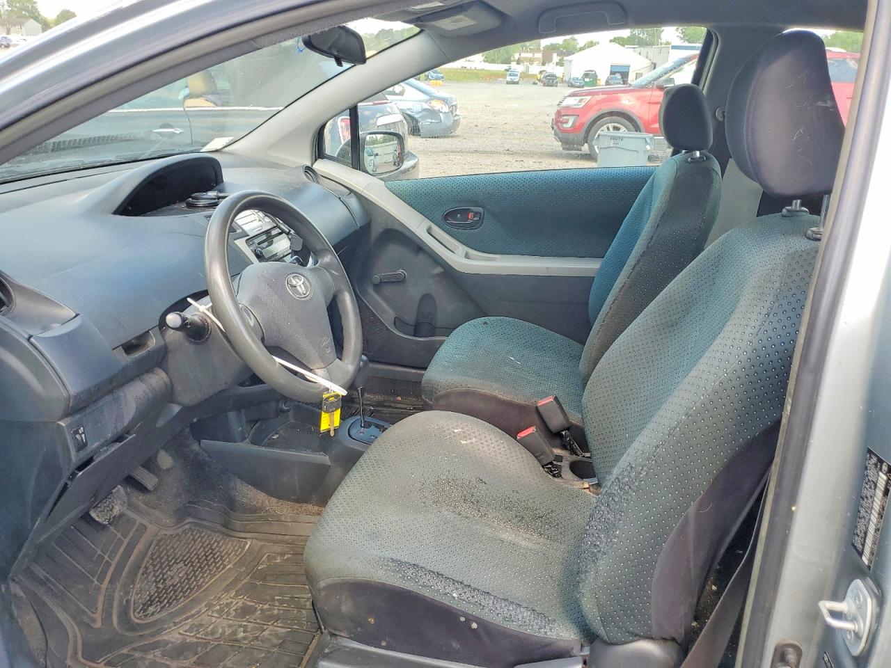 2007 TOYOTA YARIS BASE photo 13