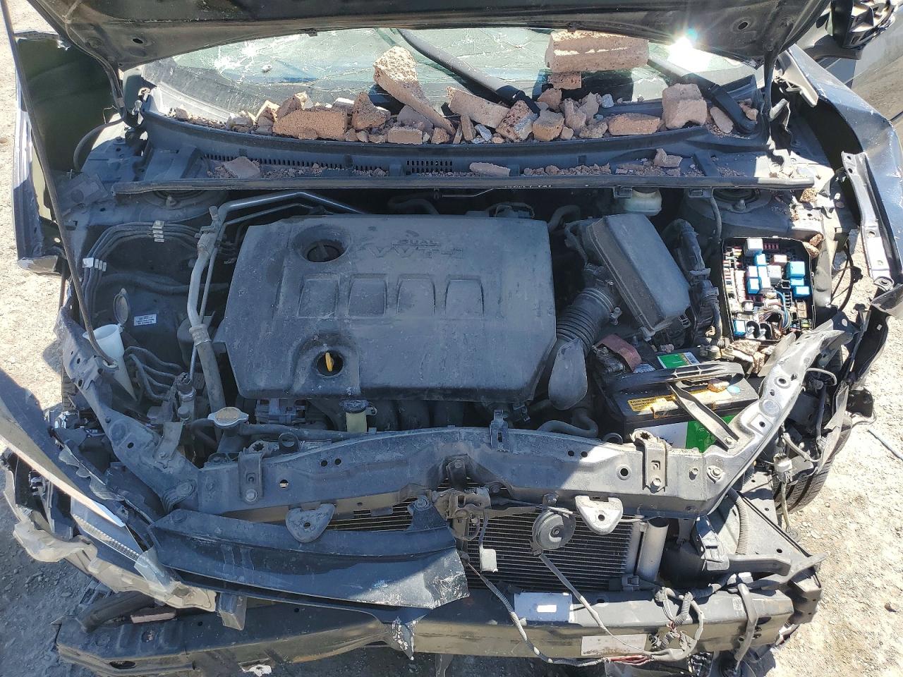 2017 TOYOTA COROLLA LE photo 31