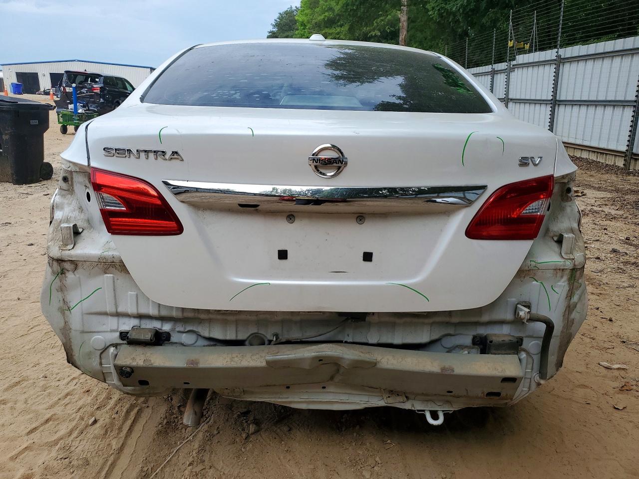 2018 NISSAN SENTRA photo 11