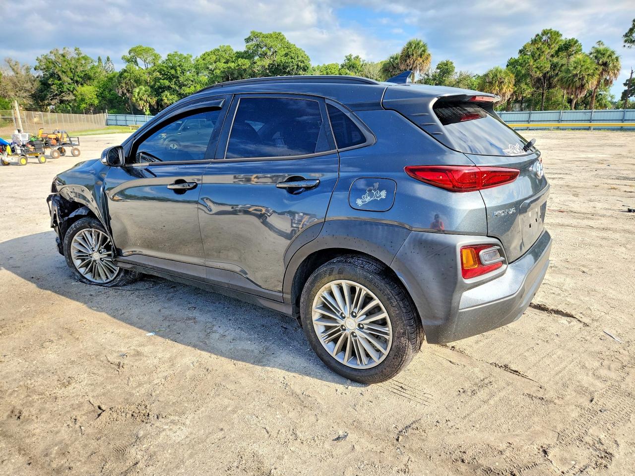 2020 HYUNDAI KONA SEL PLUS photo 3