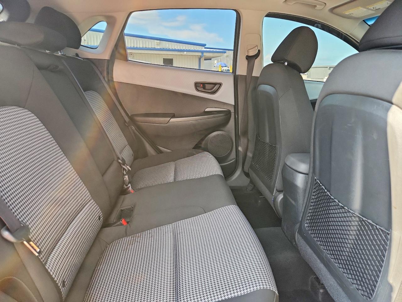 2020 HYUNDAI KONA SEL PLUS photo 21