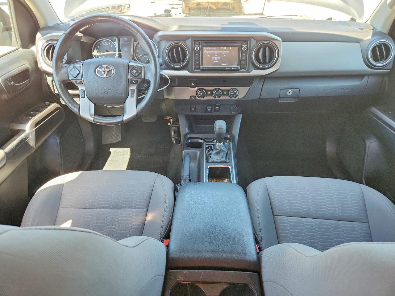 2019 TOYOTA TACOMA SR5 V6 photo 8
