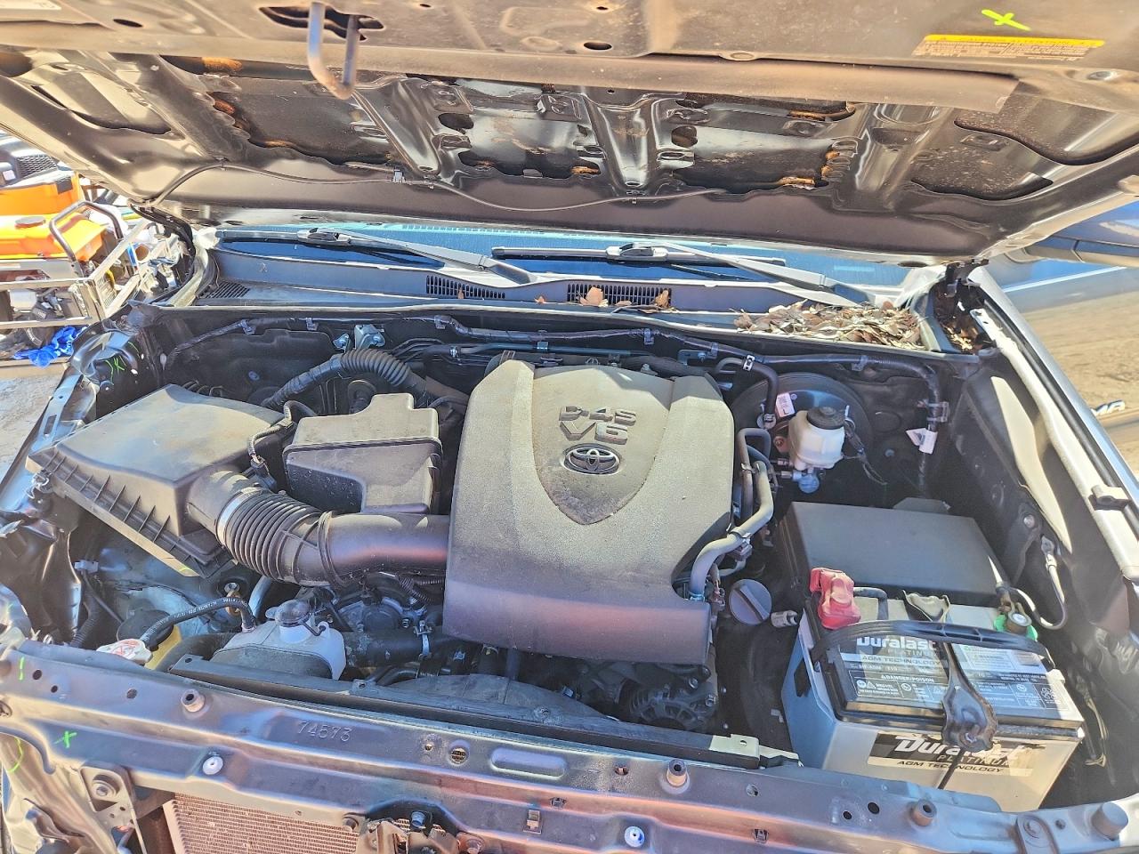 2019 TOYOTA TACOMA SR5 V6 photo 11