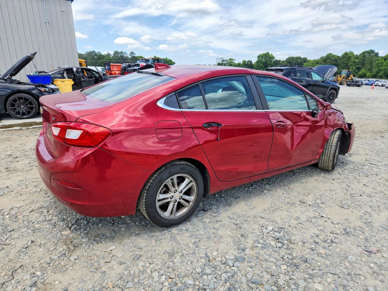 2017 CHEVROLET CRUZE LT photo 5